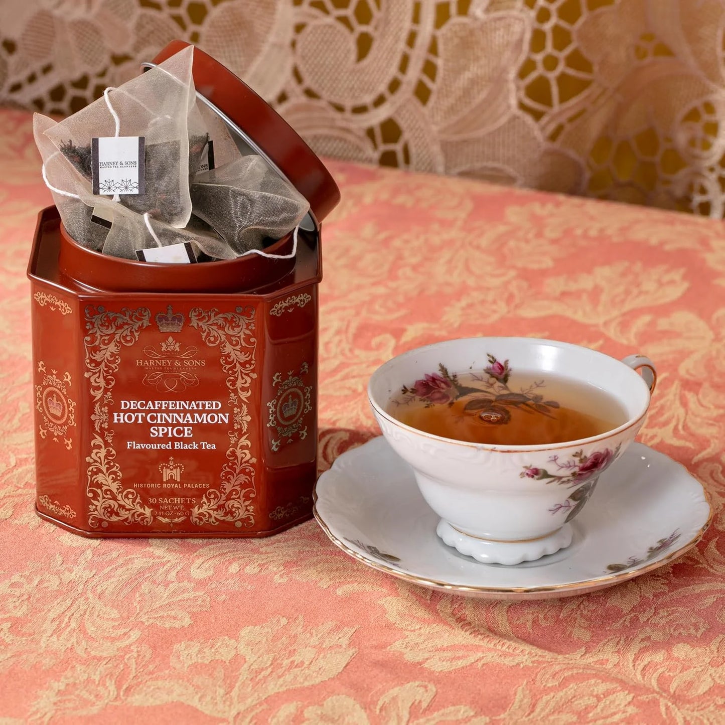 Harney & Sons Decaf Hot Cinnamon Spice Black Tea, 30 Sachets in Tin