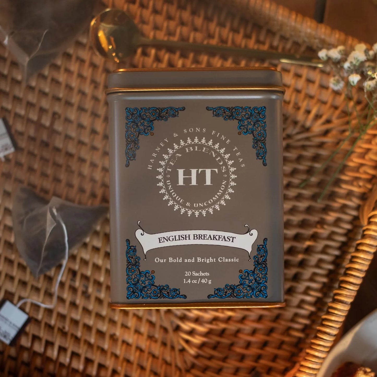 Harney & Sons HT English Breakfast Black Tea, 20 Sachets in Tin