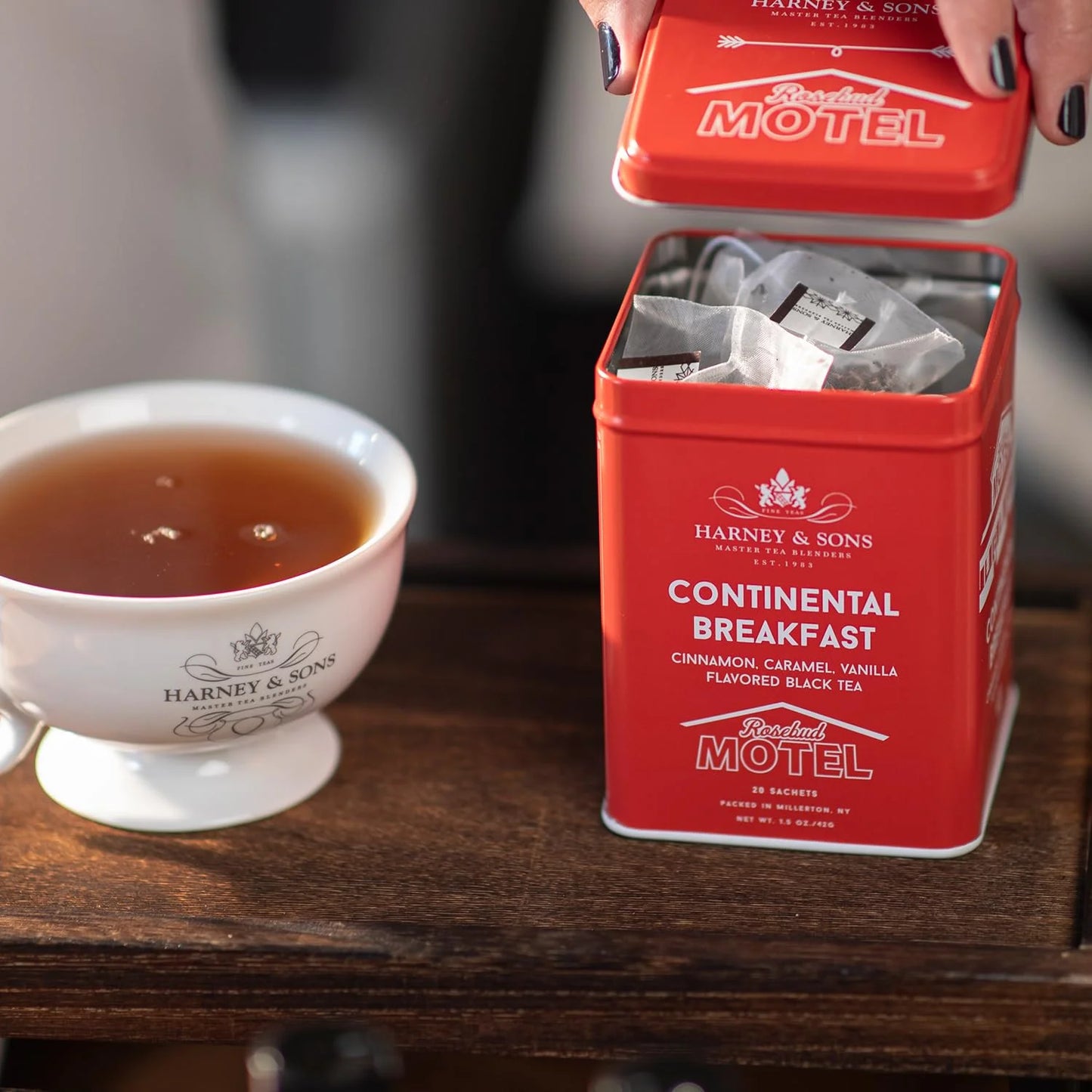 Harney & Sons Continental Breakfast Black Tea, 20 Sachets in Tin